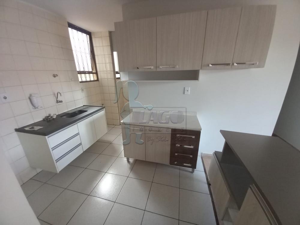 Alugar Apartamentos / Padrão em Ribeirão Preto R$ 950,00 - Foto 3