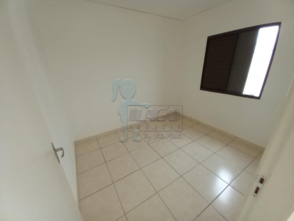 Alugar Apartamentos / Padrão em Ribeirão Preto R$ 700,00 - Foto 3