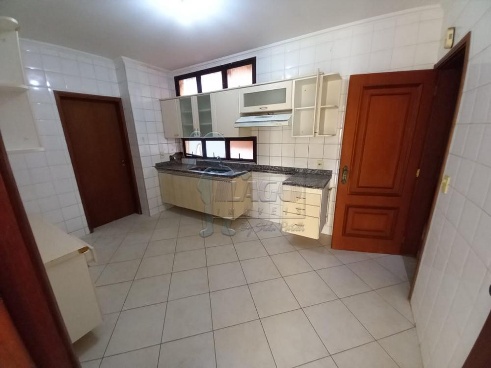 Alugar Apartamentos / Padrão em Ribeirão Preto R$ 1.300,00 - Foto 5