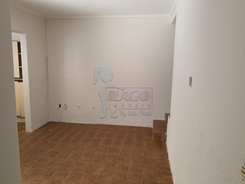 Alugar Casas / Padrão em Ribeirão Preto R$ 1.800,00 - Foto 2