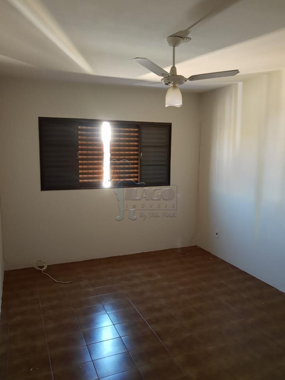 Alugar Casas / Padrão em Ribeirão Preto R$ 1.800,00 - Foto 8