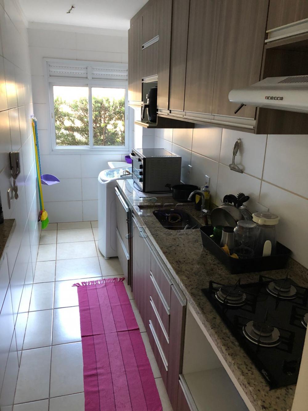 Comprar Apartamentos / Padrão em Ribeirão Preto R$ 210.000,00 - Foto 4