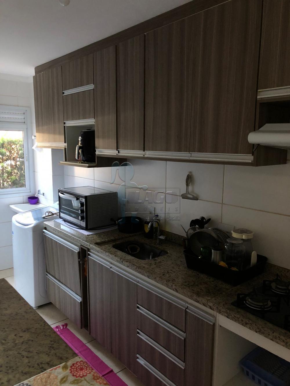 Comprar Apartamentos / Padrão em Ribeirão Preto R$ 210.000,00 - Foto 5