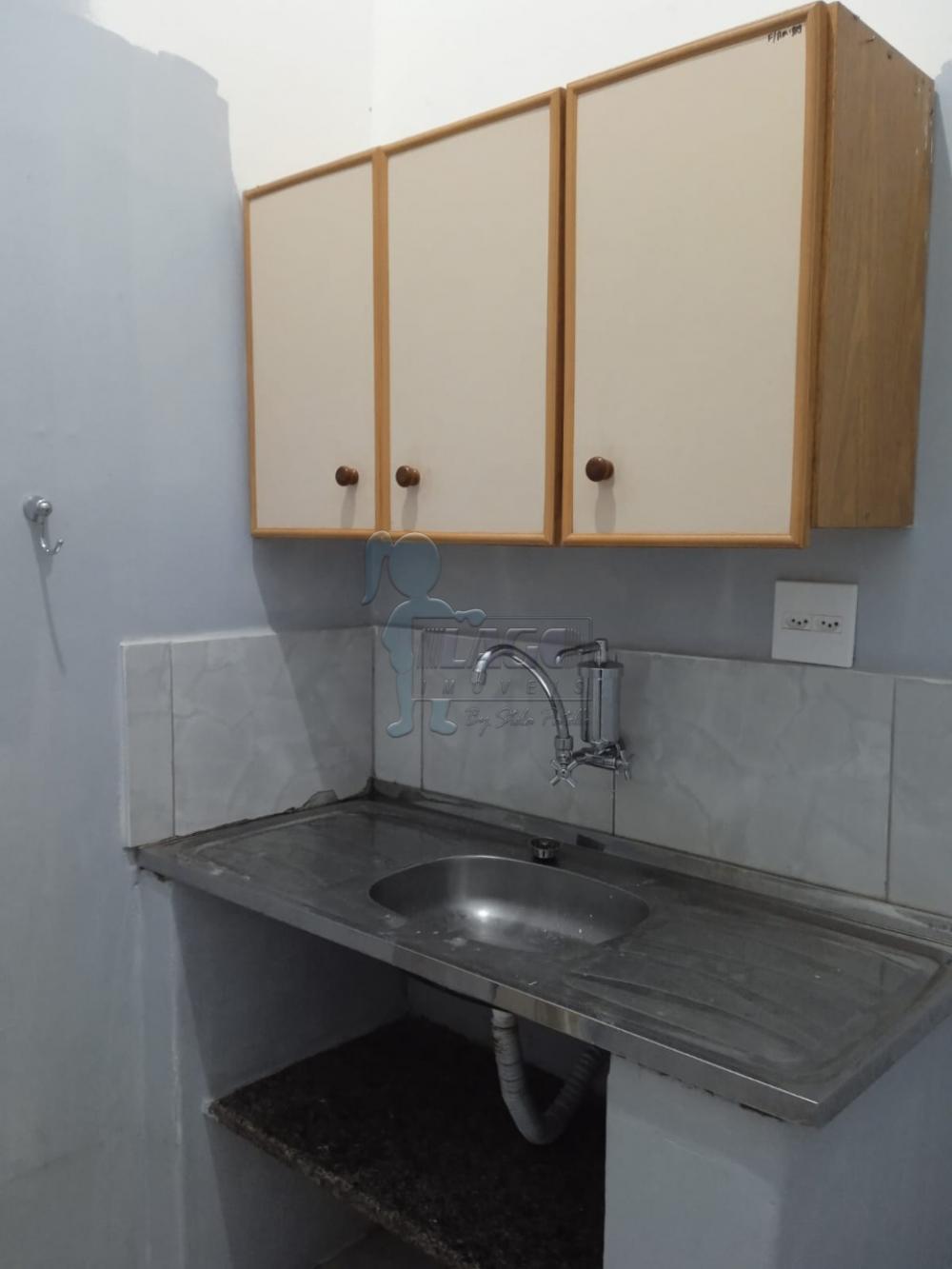 Alugar Comercial / Casa Comercial em Ribeirão Preto R$ 2.870,00 - Foto 2