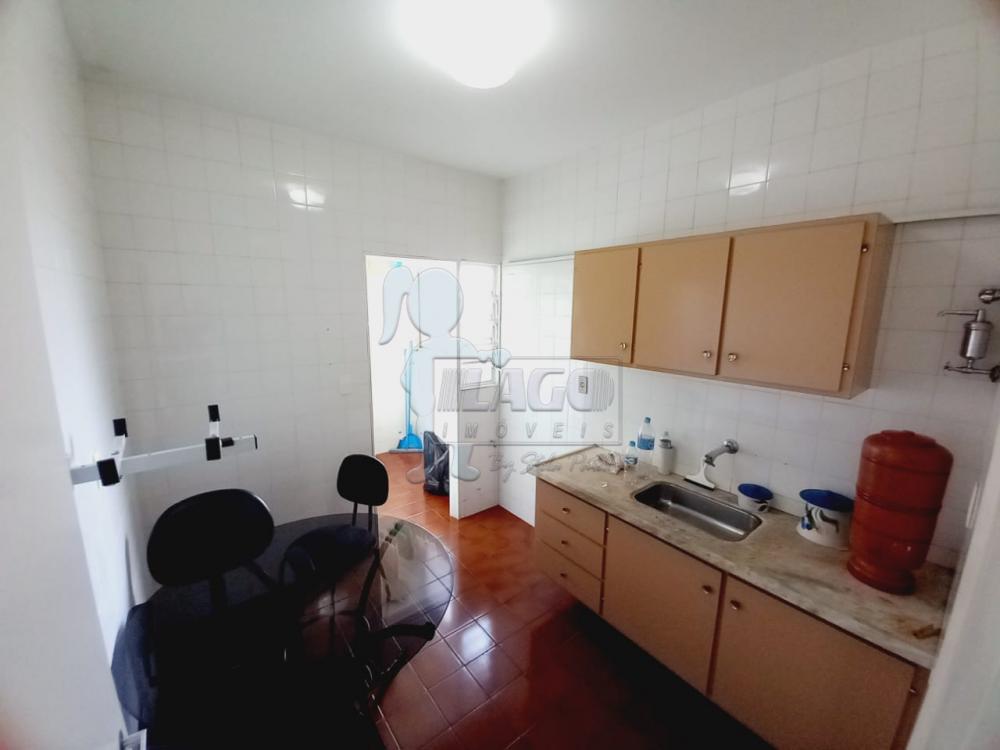 Alugar Apartamentos / Padrão em Ribeirão Preto R$ 850,00 - Foto 3