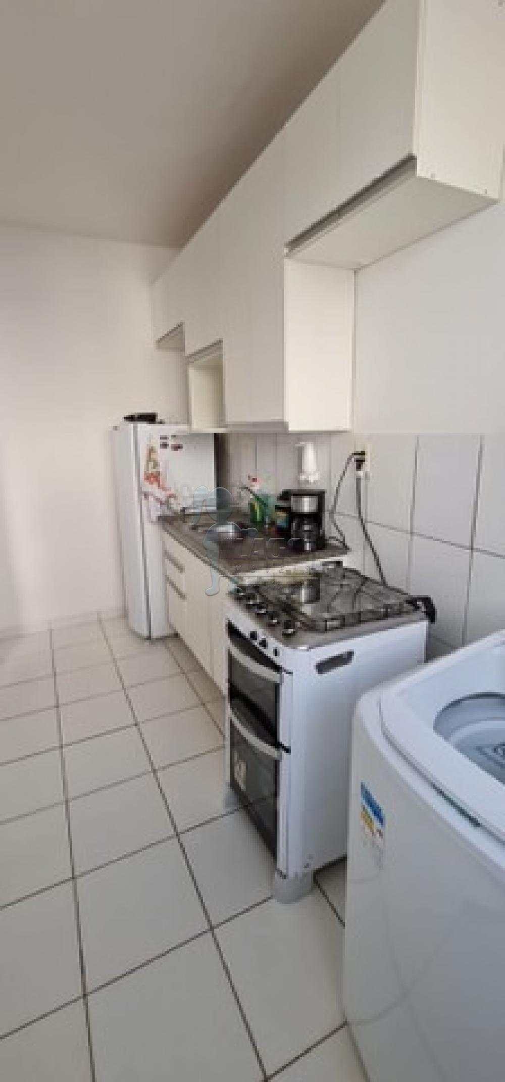 Comprar Apartamentos / Padrão em Ribeirão Preto R$ 212.000,00 - Foto 2