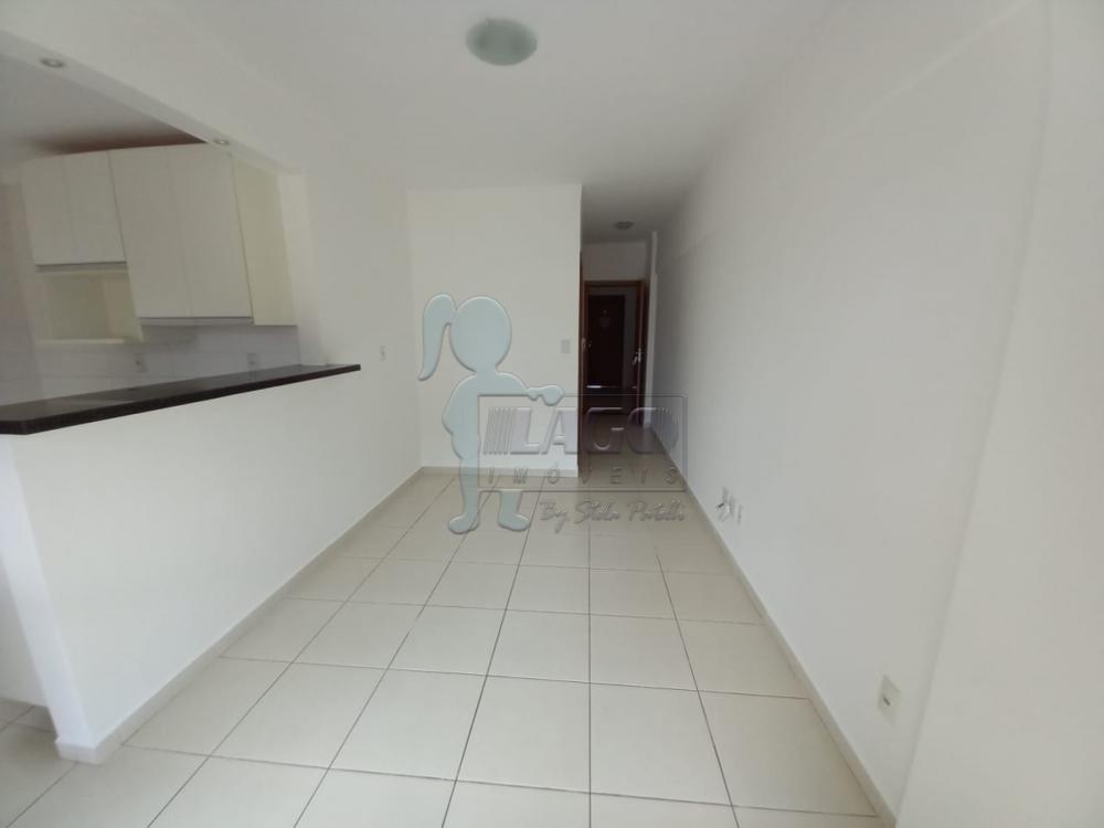 Alugar Apartamento / Padrão em Ribeirão Preto R$ 1.400,00 - Foto 2