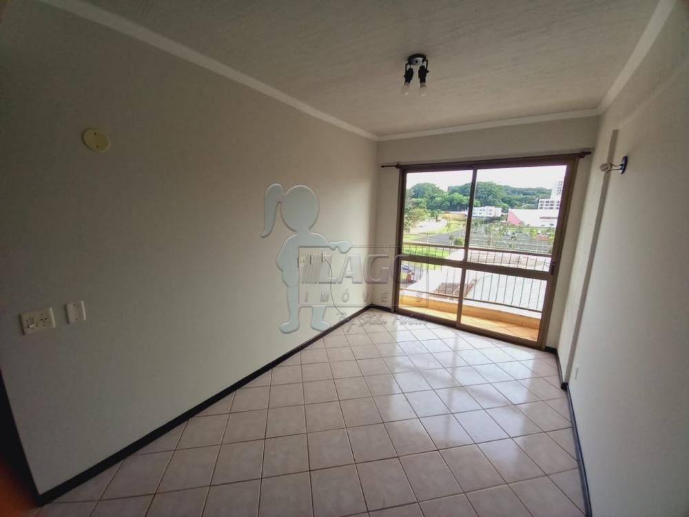 Alugar Apartamentos / Padrão em Ribeirão Preto R$ 900,00 - Foto 1