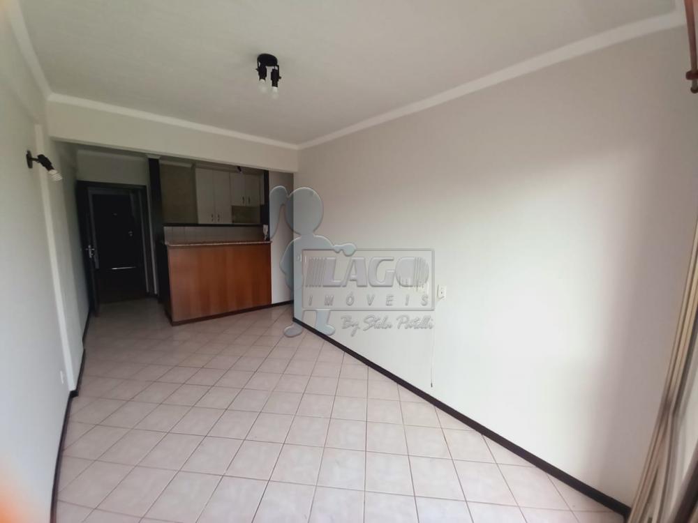 Alugar Apartamentos / Padrão em Ribeirão Preto R$ 900,00 - Foto 2