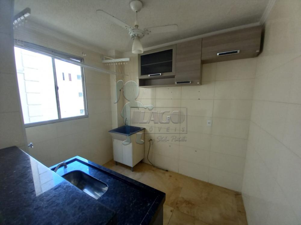 Alugar Apartamentos / Padrão em Ribeirão Preto R$ 900,00 - Foto 3