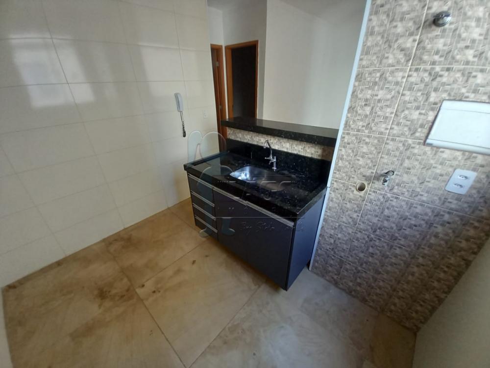 Alugar Apartamentos / Padrão em Ribeirão Preto R$ 900,00 - Foto 4