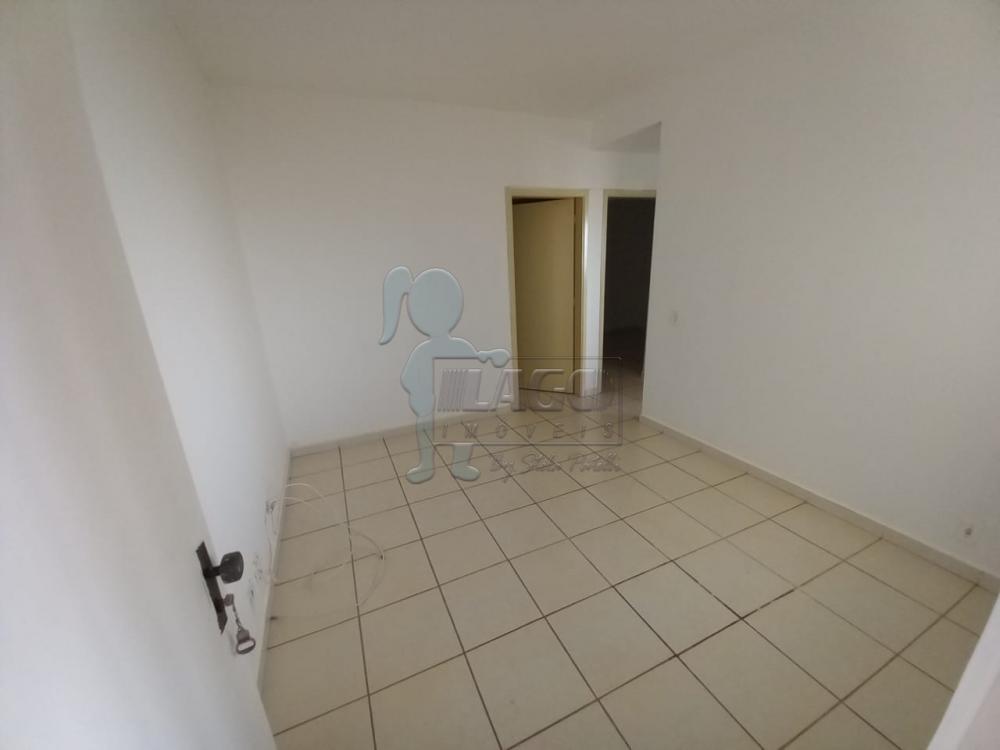 Alugar Apartamentos / Padrão em Ribeirão Preto R$ 850,00 - Foto 2