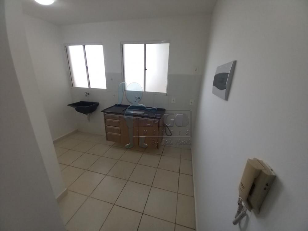 Alugar Apartamentos / Padrão em Ribeirão Preto R$ 850,00 - Foto 3