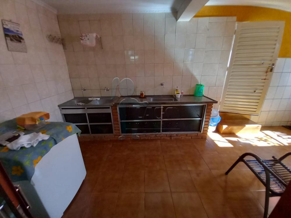 Alugar Casas / Padrão em Ribeirão Preto R$ 1.300,00 - Foto 13