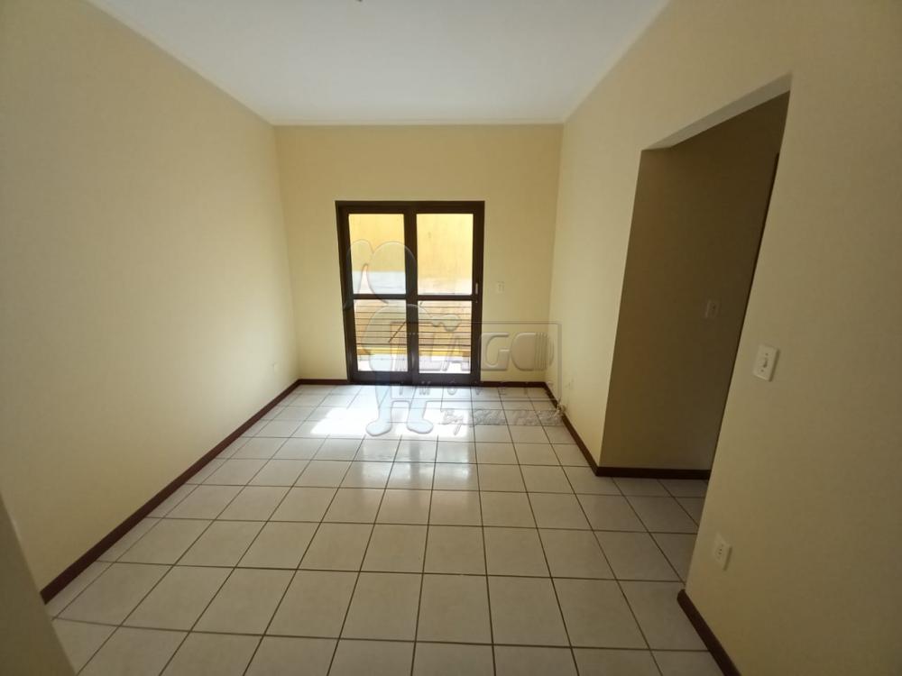 Alugar Apartamentos / Padrão em Ribeirão Preto R$ 900,00 - Foto 1