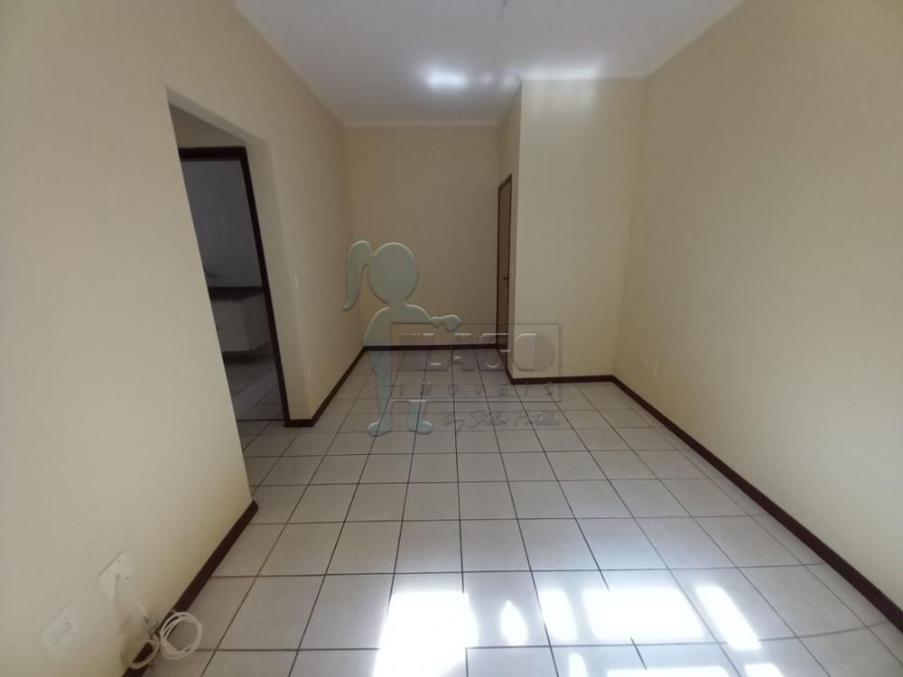 Alugar Apartamentos / Padrão em Ribeirão Preto R$ 900,00 - Foto 2