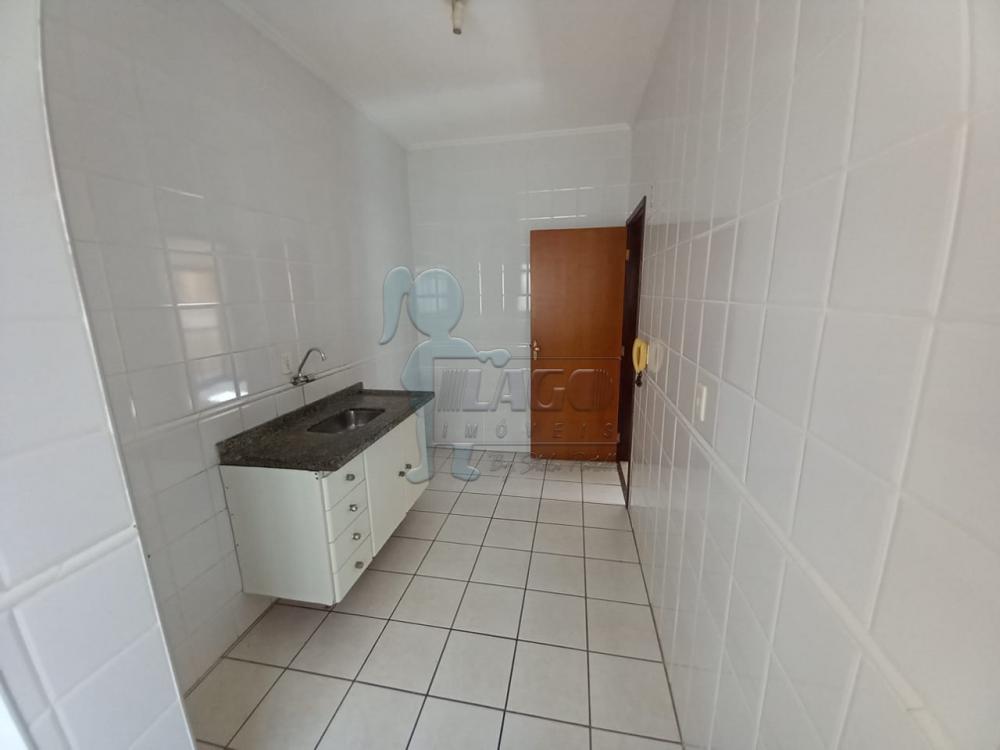 Alugar Apartamentos / Padrão em Ribeirão Preto R$ 900,00 - Foto 5