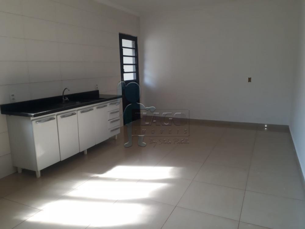 Alugar Casas / Padrão em Jardinópolis R$ 1.500,00 - Foto 2