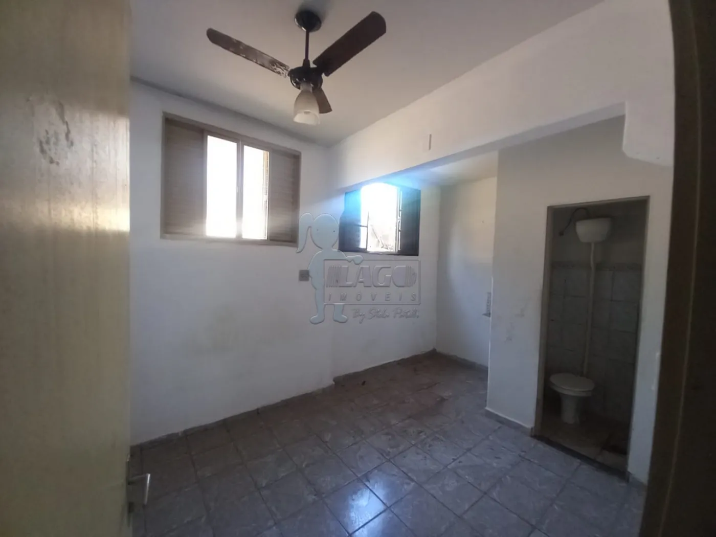 Alugar Casas / Padrão em Ribeirão Preto R$ 850,00 - Foto 4