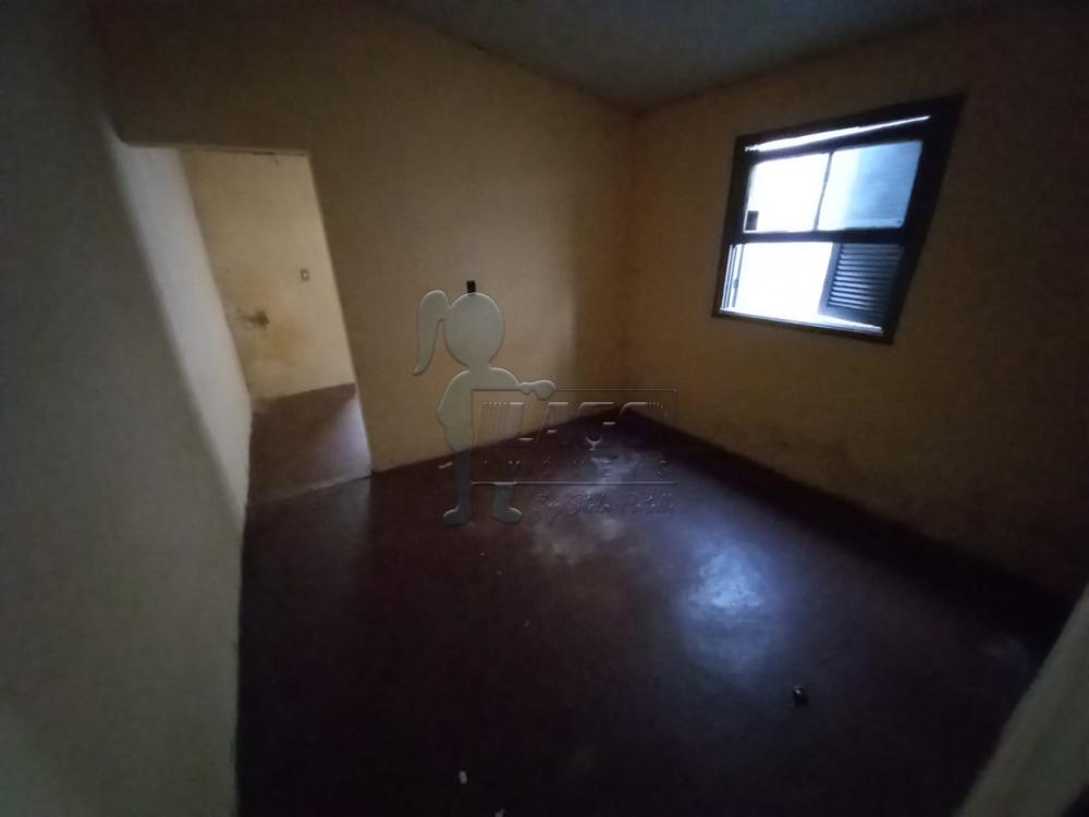 Alugar Casas / Padrão em Ribeirão Preto R$ 800,00 - Foto 6