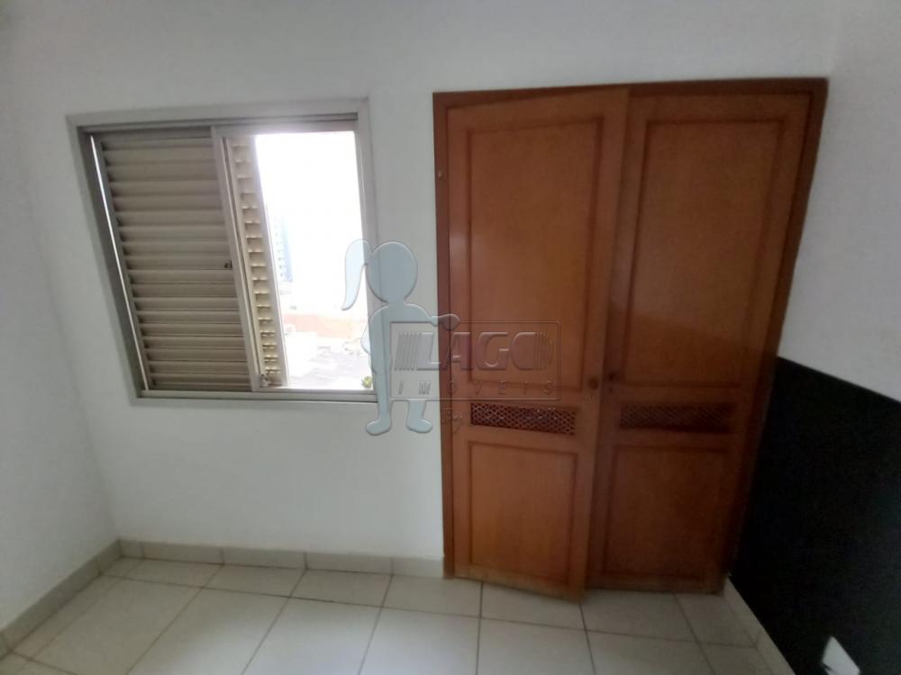 Alugar Apartamentos / Padrão em Ribeirão Preto R$ 1.300,00 - Foto 12