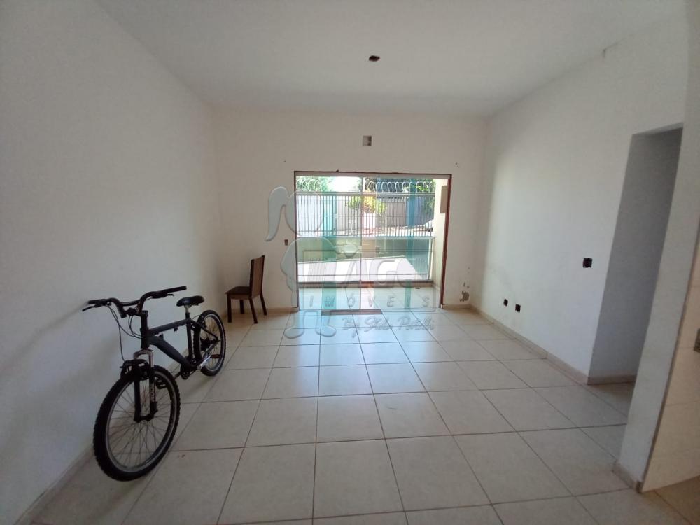 Alugar Apartamentos / Padrão em Ribeirão Preto R$ 1.350,00 - Foto 1