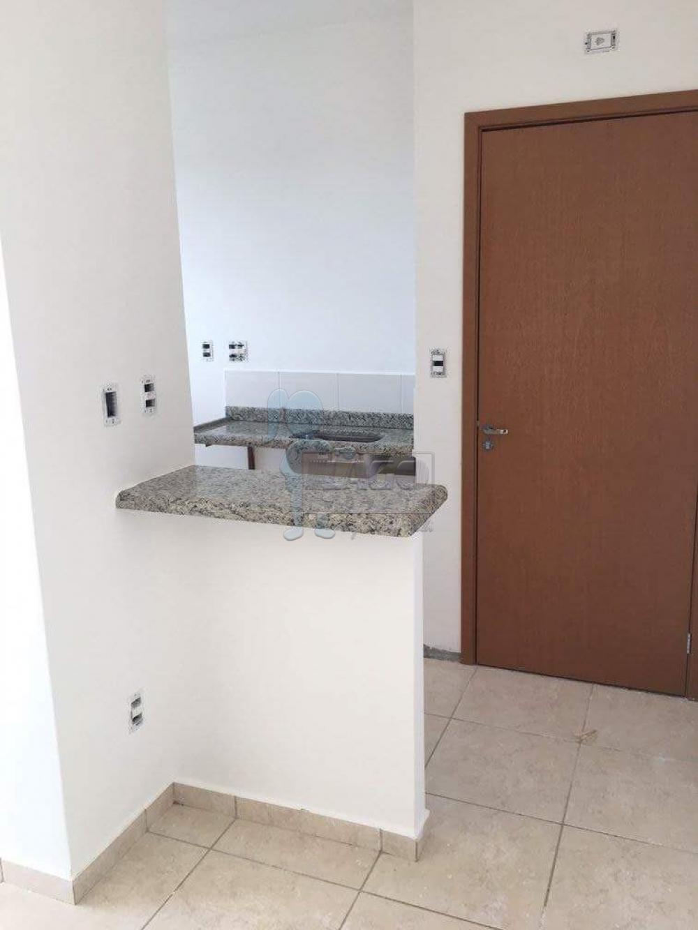 Alugar Apartamentos / Padrão em Ribeirão Preto R$ 900,00 - Foto 2