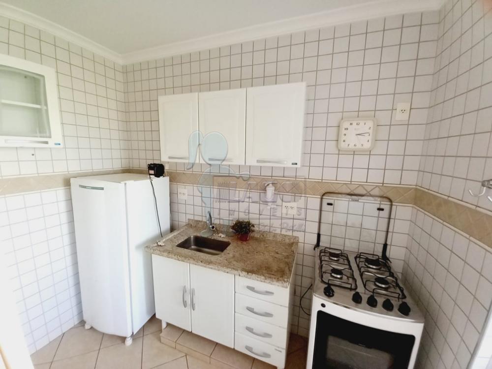 Alugar Apartamentos / Padrão em Ribeirão Preto R$ 1.100,00 - Foto 4