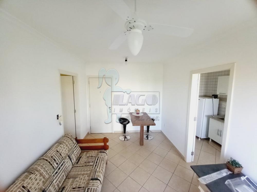 Alugar Apartamentos / Padrão em Ribeirão Preto R$ 1.100,00 - Foto 1