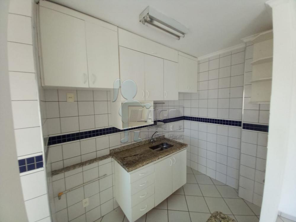 Alugar Apartamentos / Padrão em Ribeirão Preto R$ 700,00 - Foto 4