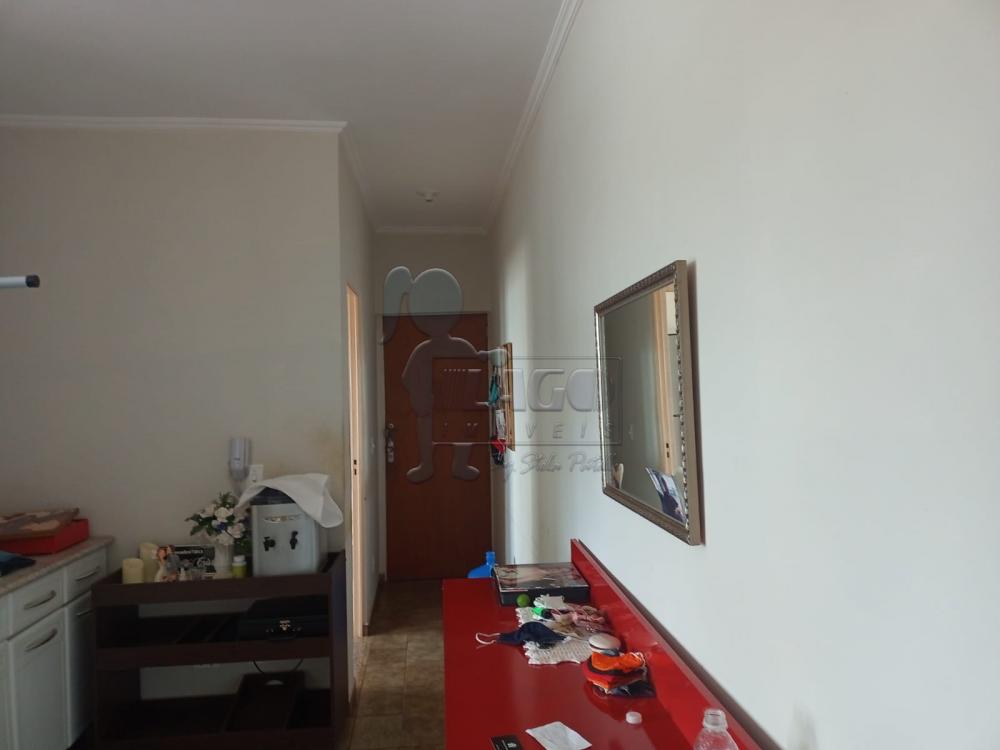 Comprar Apartamentos / Padrão em Ribeirão Preto R$ 150.000,00 - Foto 2