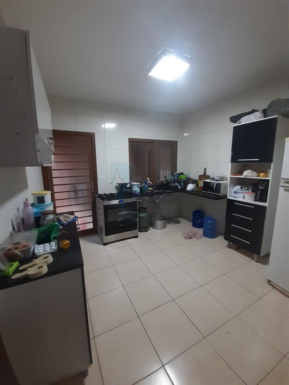 Comprar Casas / Padrão em Ribeirão Preto R$ 400.000,00 - Foto 2