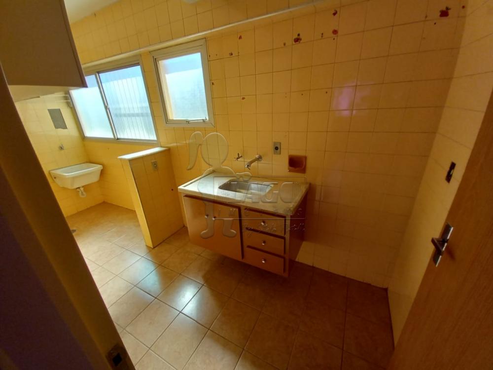 Alugar Apartamentos / Padrão em Ribeirão Preto R$ 1.000,00 - Foto 3