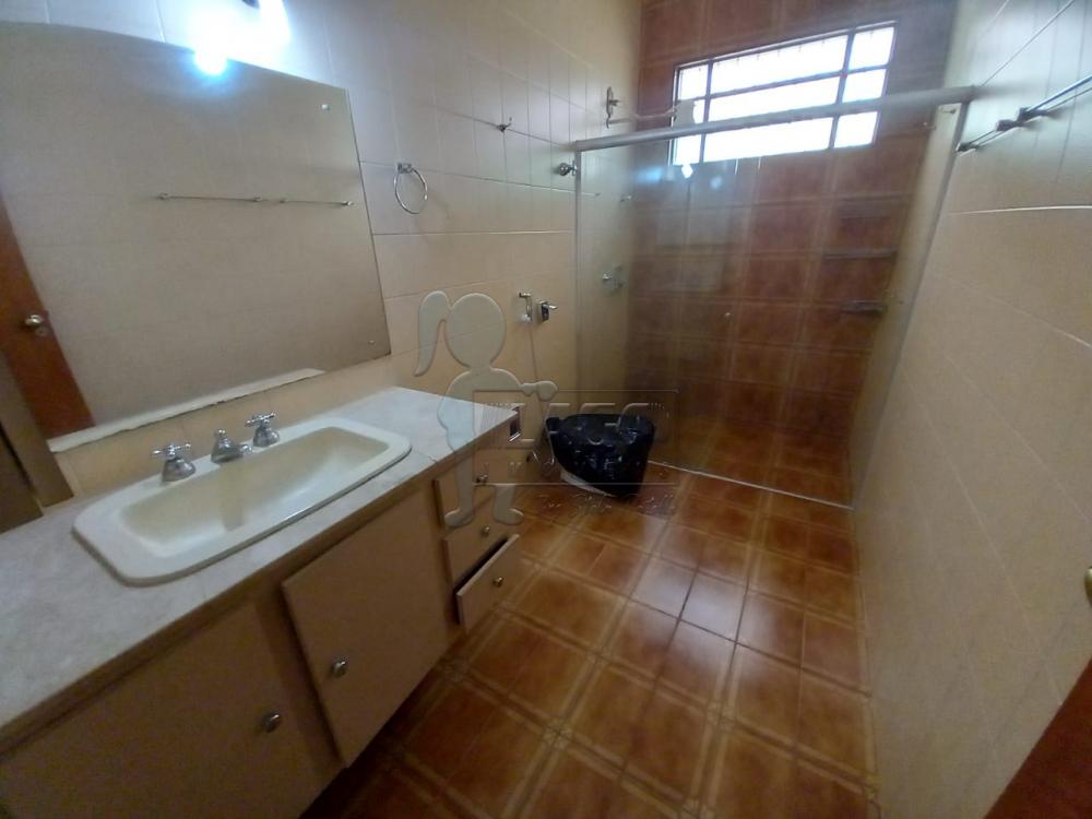 Alugar Casas / Padrão em Ribeirão Preto R$ 3.000,00 - Foto 9