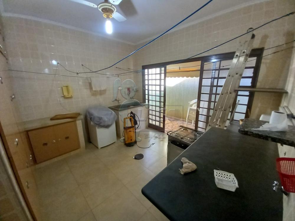 Alugar Casas / Padrão em Ribeirão Preto R$ 3.000,00 - Foto 18