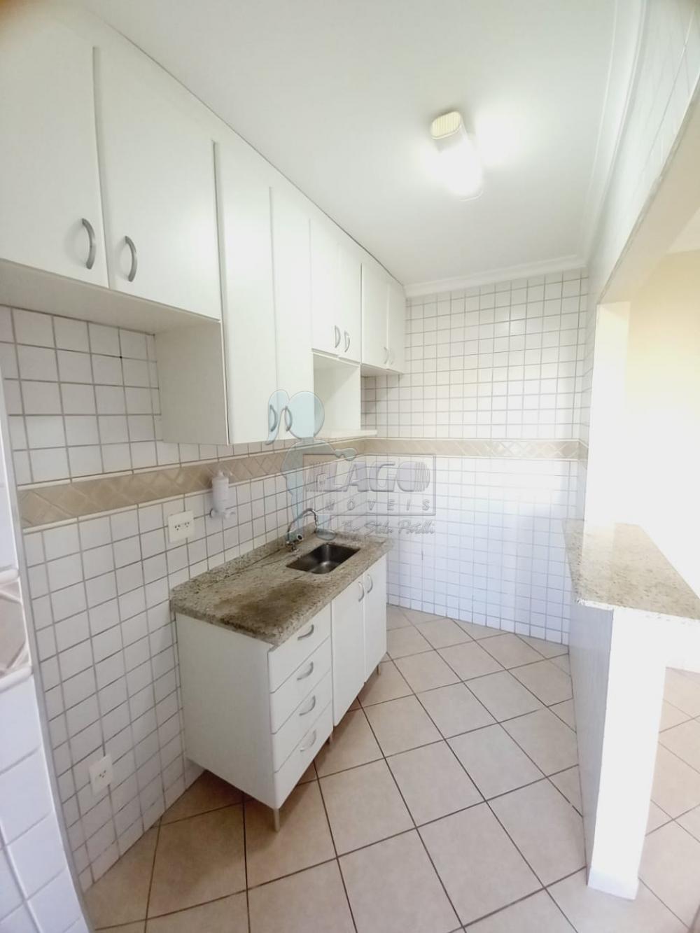 Alugar Apartamentos / Padrão em Ribeirão Preto R$ 1.300,00 - Foto 3