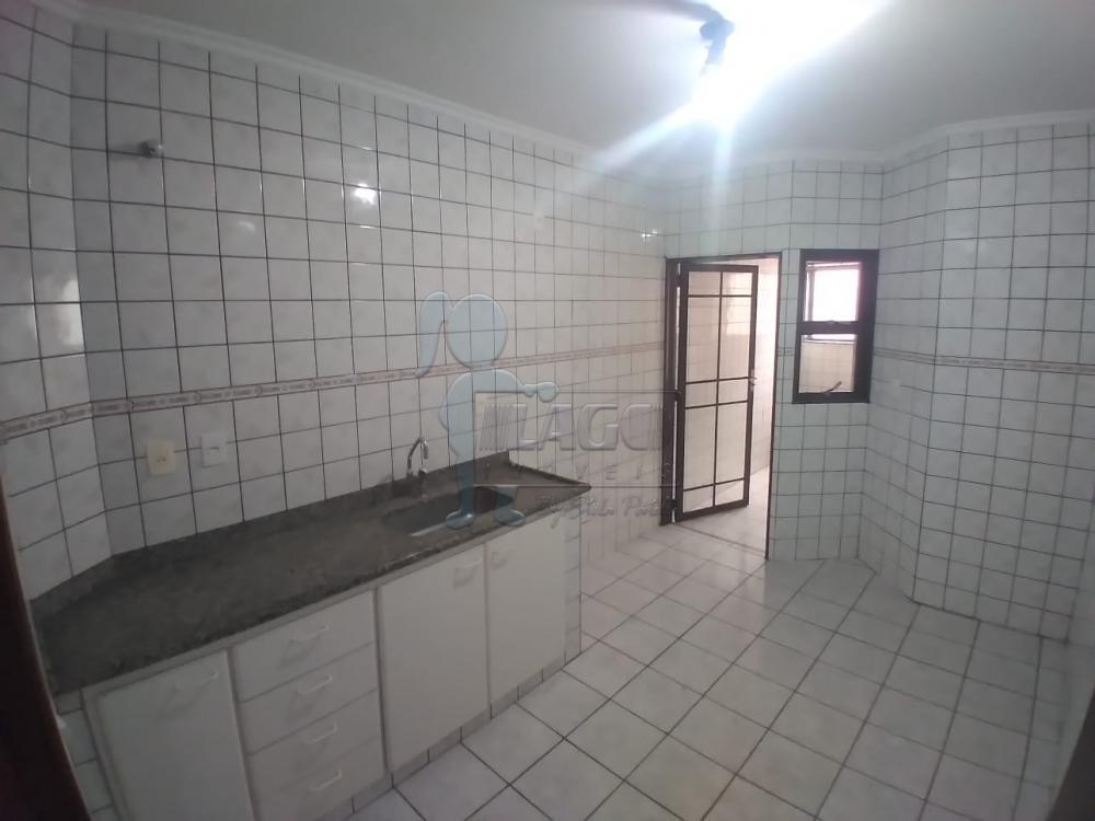 Alugar Apartamentos / Padrão em Ribeirão Preto R$ 1.400,00 - Foto 4