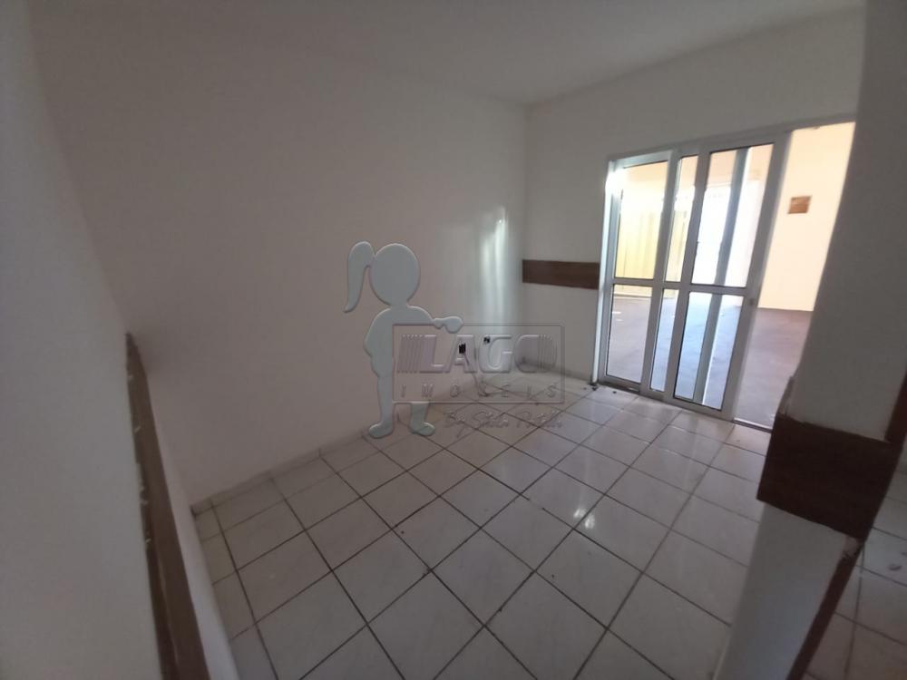 Alugar Casas / Padrão em Ribeirão Preto R$ 850,00 - Foto 1