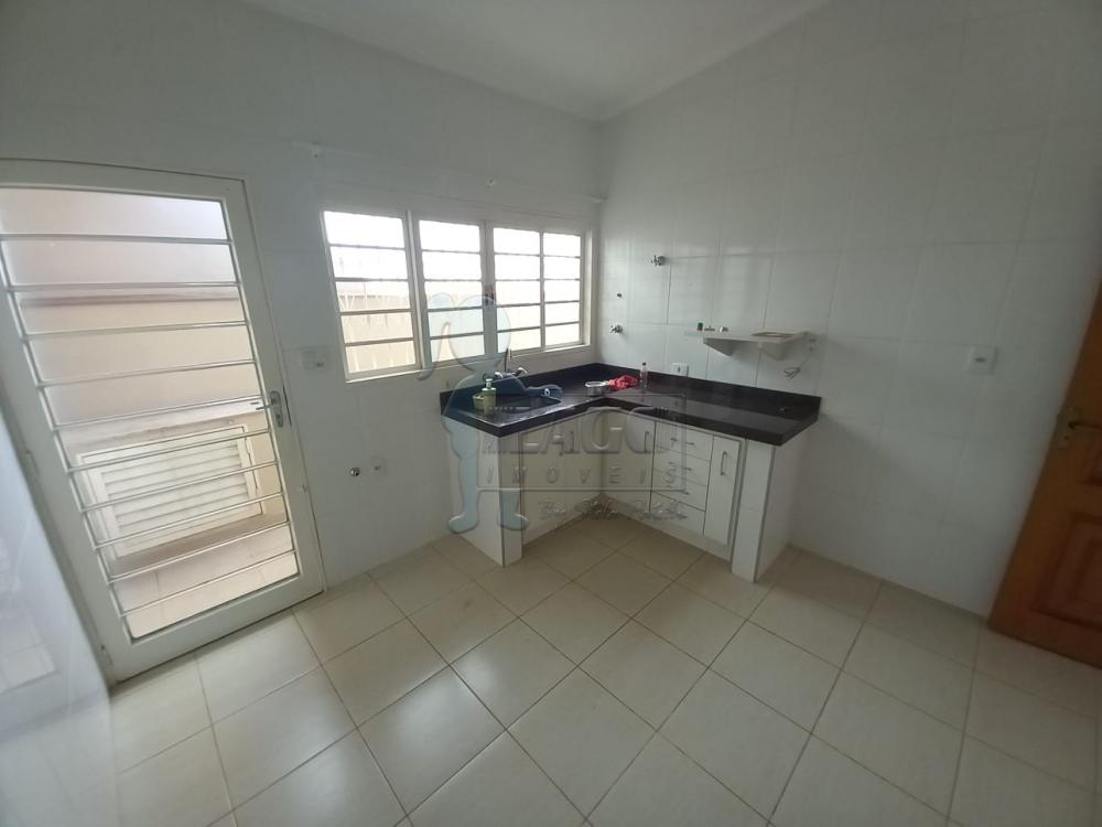 Alugar Casas / Padrão em Ribeirão Preto R$ 2.250,00 - Foto 6