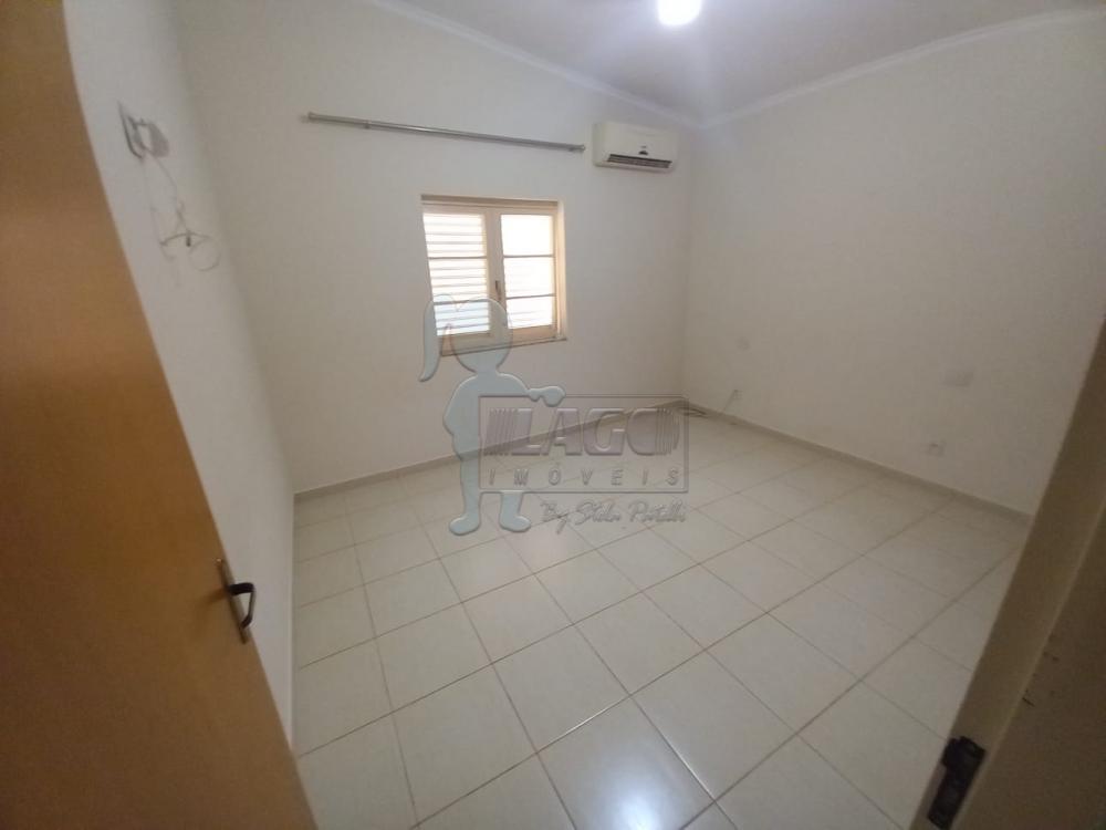 Alugar Casas / Padrão em Ribeirão Preto R$ 2.250,00 - Foto 13