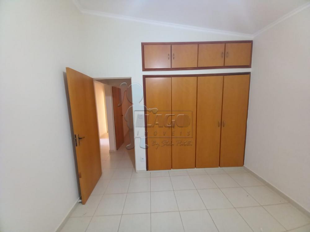 Alugar Casas / Padrão em Ribeirão Preto R$ 2.250,00 - Foto 12