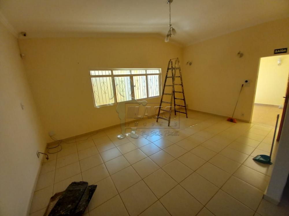 Alugar Casas / Padrão em Ribeirão Preto R$ 2.250,00 - Foto 2