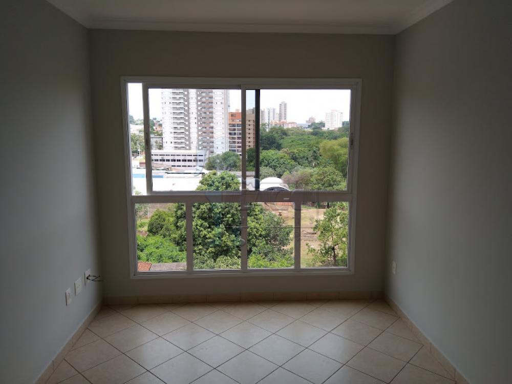 Alugar Apartamentos / Padrão em Ribeirão Preto R$ 850,00 - Foto 1