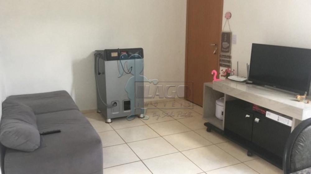 Comprar Apartamentos / Padrão em Ribeirão Preto R$ 155.000,00 - Foto 1