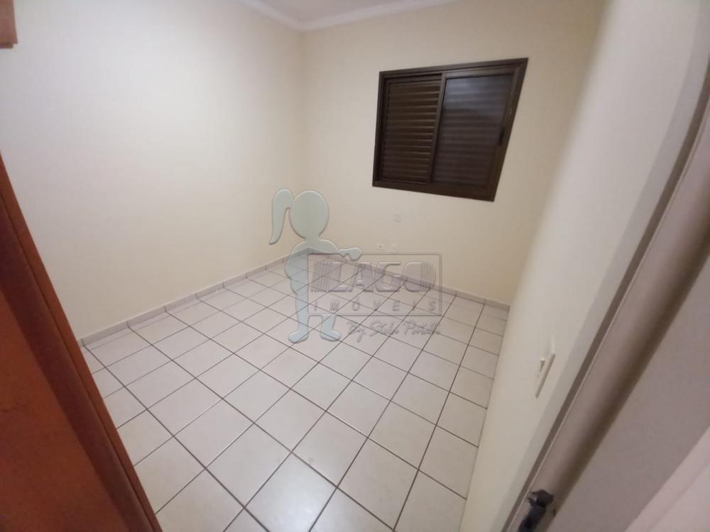 Alugar Apartamentos / Padrão em Ribeirão Preto R$ 1.200,00 - Foto 12