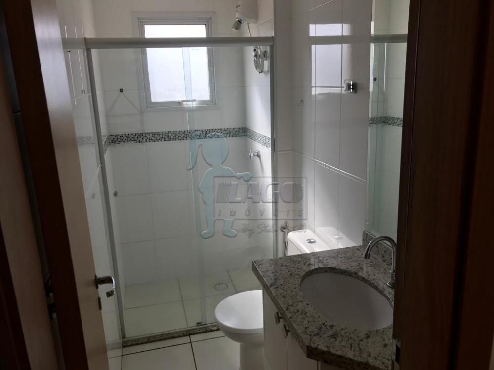 Alugar Apartamentos / Padrão em Ribeirão Preto R$ 1.600,00 - Foto 2