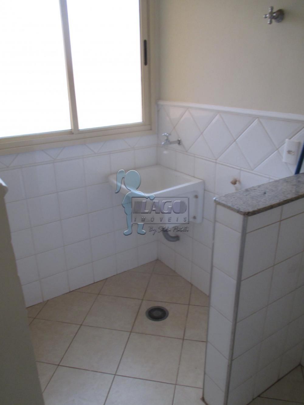 Alugar Apartamentos / Padrão em Ribeirão Preto R$ 800,00 - Foto 4