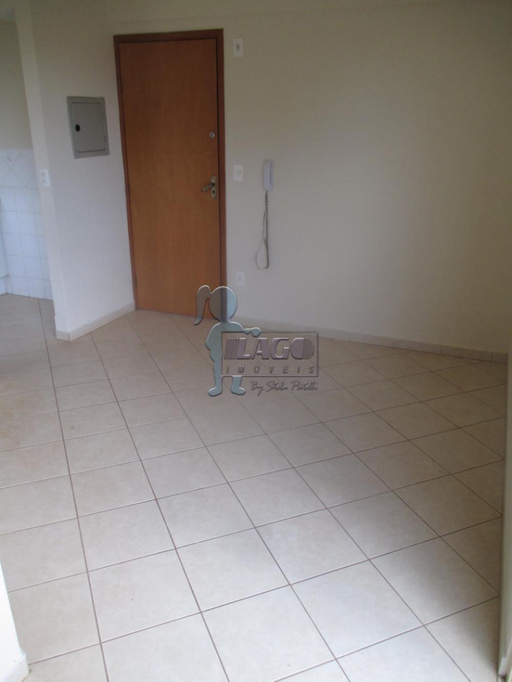 Alugar Apartamentos / Padrão em Ribeirão Preto R$ 800,00 - Foto 2