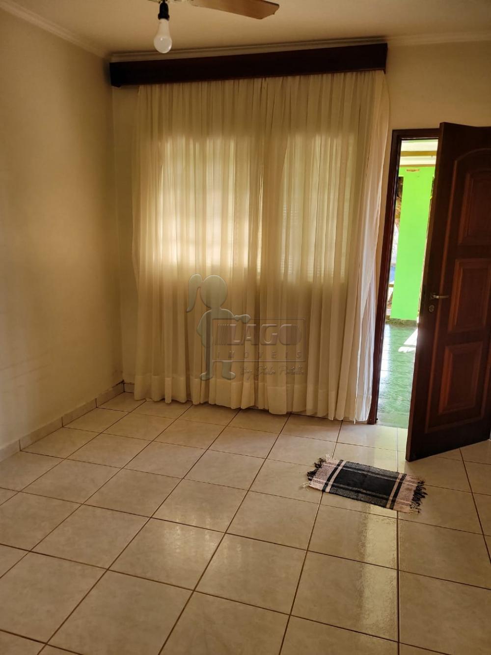 Comprar Casas / Padrão em Ribeirão Preto R$ 300.000,00 - Foto 3