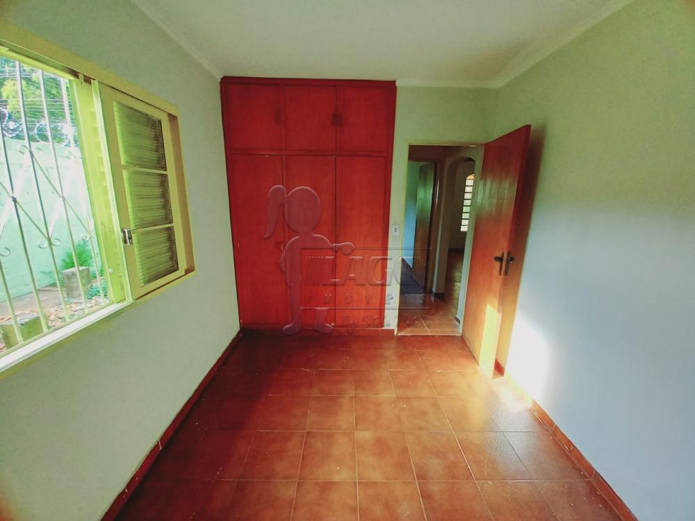 Alugar Casas / Padrão em Ribeirão Preto R$ 1.200,00 - Foto 5